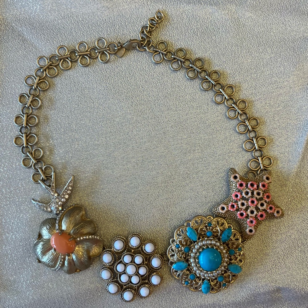 Stella and Dot Birds of Paradise Necklace